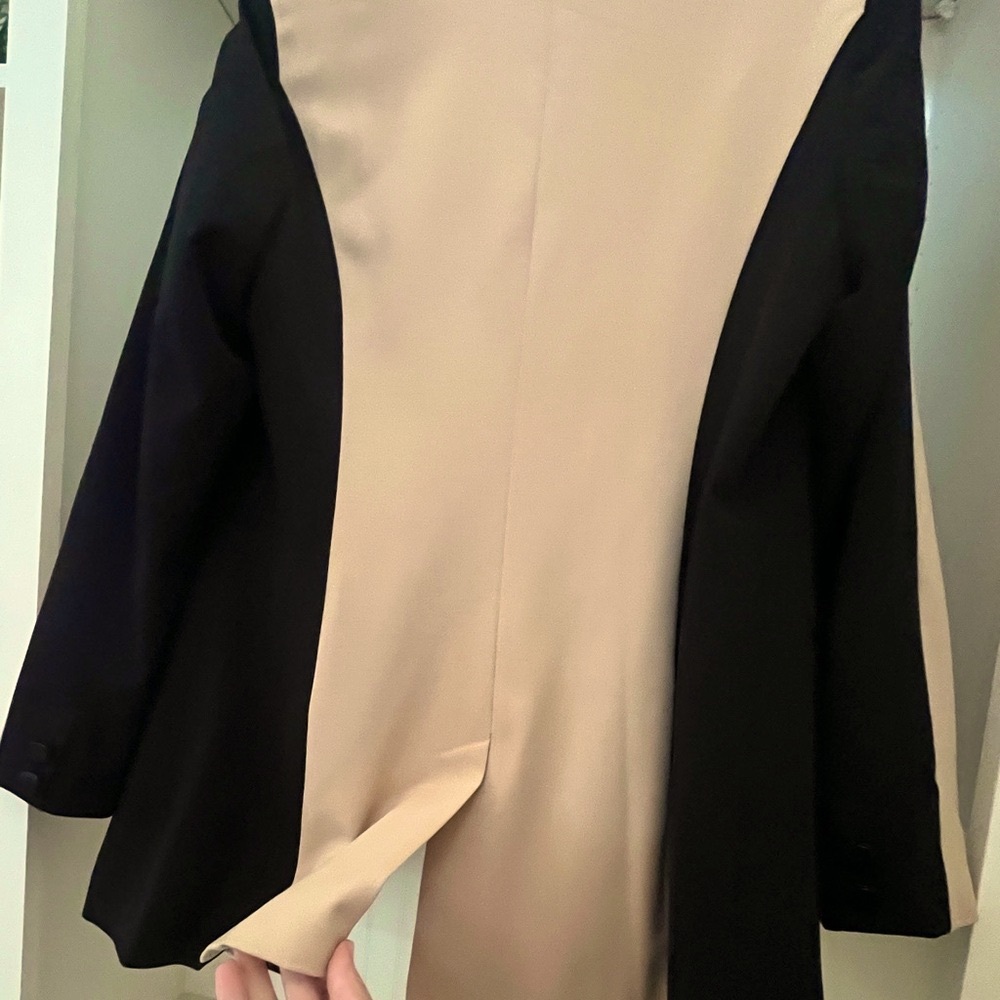 VENUS Black and Tan Blazer - Picture 5 of 9